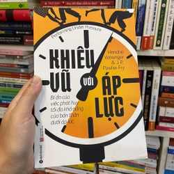 Khiêu vũ với áp lực
