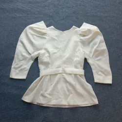 Áo kiểu màu trắng tay phồng 932350