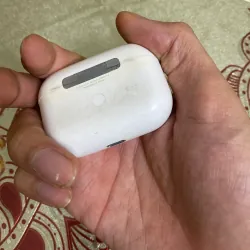 Tai nghe Apple AirPods 2 Generation Chính hãng màu trắng 973402