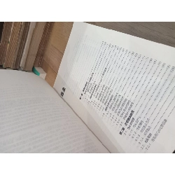 Sách tiếng Trung: Fashion color by design 1013791