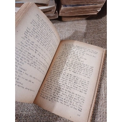 Con đường sấm sét - Peter Abraham 1985 mới 70% (Văn học nước ngoài) HLSC2404 1028453