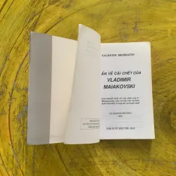COMBO SỰ PHẢN BỘI CỦA GOOC-BA-TROP & BÍ ẨN VỀ CÁI CHẾT CỦA VLADIMIR MAIAKOVSKI 1009193