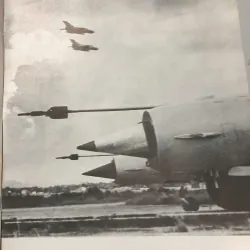 Chống Mỹ, cứu nước – Thiên anh hùng ca vĩ đại – Nhiều tác giả / tư liệu tuyên truyền 739796