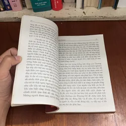 Tựa sách: Trở về từ cõi sáng - Nguyên Phong 414026