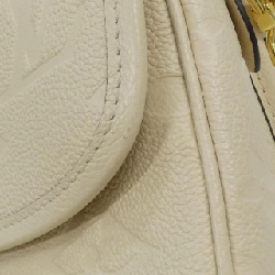 Túi đeo vai Louis Vuitton Monogram Empreinte Diane M46388 - Hàng hiệu Chính hãng 801373