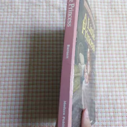 A LITTLE PRINCESS • Tác giả: Frances Hodgson Burnett (Bộ Treasury of Illustrated Classics) 782502