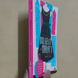 Breakfast at Tiffany's - Truman Capote 976378