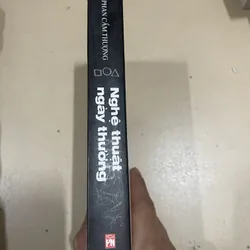 Nghệ thuật ngày thường - Phan Cẩm Thượng (c43) 718366