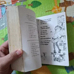 Junie B. Jones và chiếc xe buýt bốc mùi ngớ ngẩn 927035