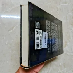 NGƯỜI HÙNG MANG NGÀN KHUÔN MẶT 717957