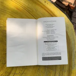 COMBO DESMOND MORRIS: VƯỜN THÚ NGƯỜI & VƯỢN TRẦN TRỤI 797245