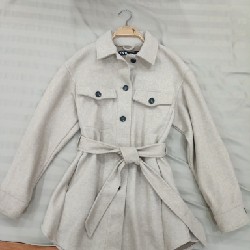 Áo khoá dạ Zara size S 22942