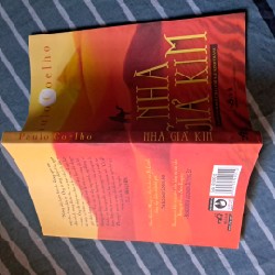 Sách : Nhà giả kim của Paulo Coelho 25009