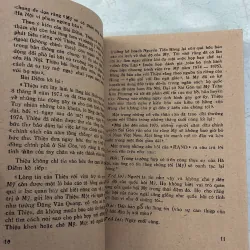 Sụp đổ và tự thú - Trần Mai Hạnh 996257