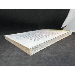 Anh B40 gỡ rối tơ lòng (2009) Thị Nhon - Tập hợp các bài đã đăng trên Tuổi Trẻ Cười, chuyên mục Nỗi lòng biết tỏ cùng ai từ 15.10.2006-15.06.2009 New 80% SBM0304 911611