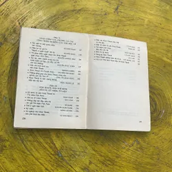 HOÀI THANH VÀ THI NHÂN VIỆT NAM 1932- 1941 571089