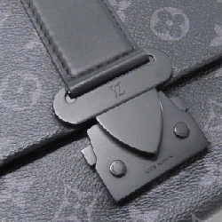 Túi đeo chéo Louis Vuitton Monogram Eclipse S-Cape Messenger M46794 - Hàng hiệu Chính hãng 803274