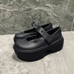 [PASS NHANH] Crocs Mary Jane Stomp 36-37 auth - like new 991666