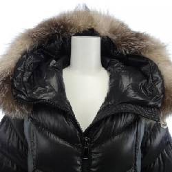 Áo khoác lông vũ MONCLER 639218