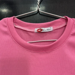 Áo thun hồng size M 518577