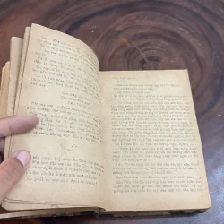 [Bị Mất Một Tờ] - II Sưu Tầm: Truyện Cổ Vân Kiều - Mai Văn Tấn - 1985 1008479