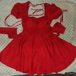 đầm lụa đỏ 1022812