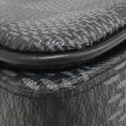 Túi đeo chéo Louis Vuitton Damier Graphite 3D Trio Messenger N50017 610065