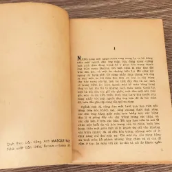 Tiểu thuyết Mỹ của nhà văn "best-seller" Janet Dailey: VŨ HỘI HÓA TRANG (427 trang) 959978