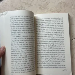 Hoa cúc và gươm 972930