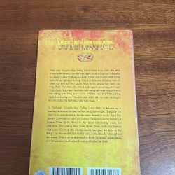 II Sách Lịch Sử: Lá Cờ Thêu Sáu Chữ Vàng (Song Ngữ Anh Việt) - Nguyễn Huy Tưởng - 2009 496191