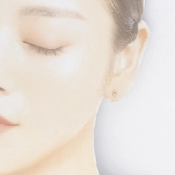 Bông tai kim cương K18PG 0.03CT - Hàng hiệu Chính hãng 870040