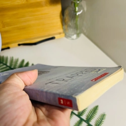 [Sách tiếng Anh 2hand] Like new 90% - Trapped - Michael Northrop