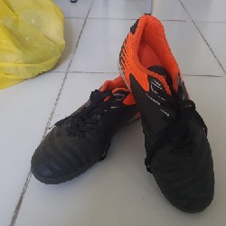 Giày đá bánh twin size 42