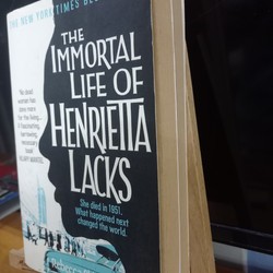 The Immortal Life of Henrietta Lacks (By Rebecca Skloot) sách ngoại văn đã qua sử dụng 192661