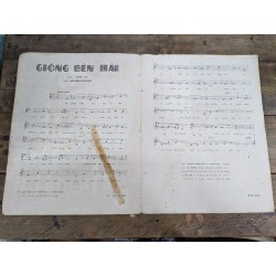 Giòng bến hải - Châu Kỳ & Hồ Đinh Phương 190838