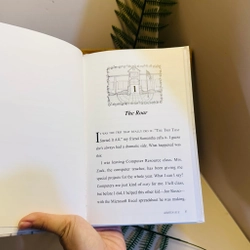 [Sách 2hand từ US] Like new 90% - The Great Geek Rebellion of Halsey School - Kirsten Rue 479698