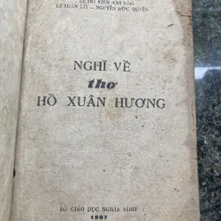 Nghĩ về thơ Hồ Xuân Hương 708246