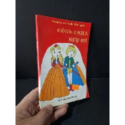 Truyện cổ tích Thế giới công chúa búp bê mới 60% bẩn bìa, ố, bị mọt, có vệt nước 1997 Quốc Hưng HCM1604 VĂN HỌC Rebooks.vn