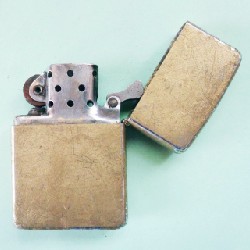 Bật lửa Zippo xưa 25200