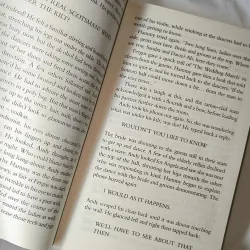 Ngoại văn cũ – See Them Run (Marion Todd) | Bìa mềm 748424