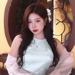 Váy lụa cổ yếm màu xanh lam size M(50-56kg; eo<70; ngực<85) 933775