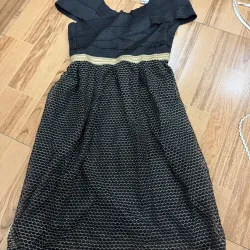 Đầm dự tiệc trễ vai