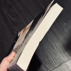 Ma nữ của Laplace 745409