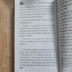 Con nhân mã trong vườn | M. Scliar 994973