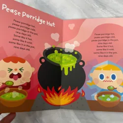 Sách nhạc tiếng anh super simple songs - Baby Bumble Bee gồm 10 bài hát tiếng anh 969835