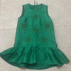 Váy chất dày dặn,