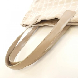 Túi xách Chanel Travel Line 15991 615236