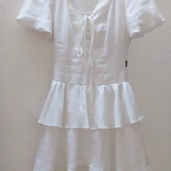 Váy kiểu nữ Twenty Five, size M, màu be, còn mới, chỉ mặc chụp ảnh 1 lần  558850