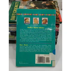 Arthur Chapter Book: Muffy's Secret Admirer – Marc Brown 559572