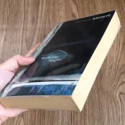 Wuthering Heights - Emily Brontë 787656